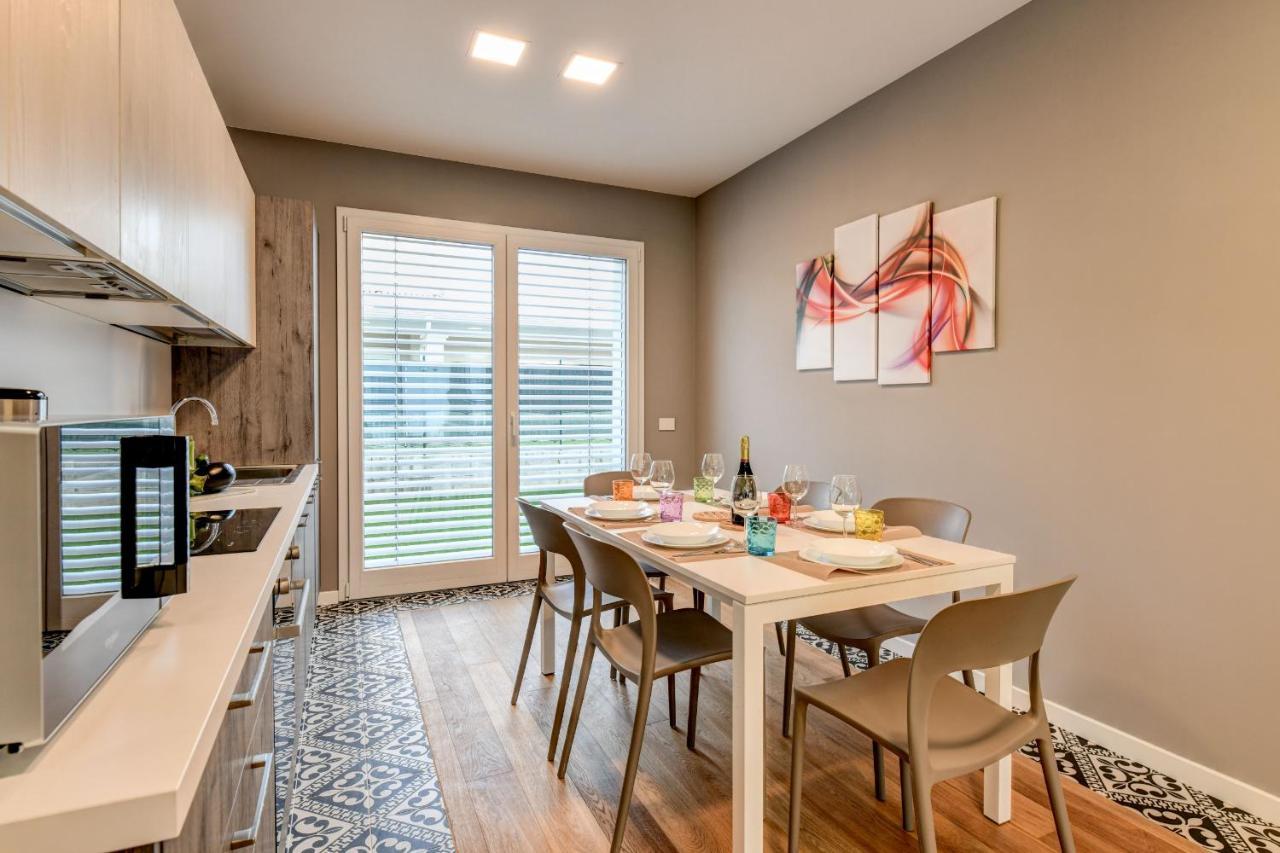 Villette Dolci Luxury Homes Πεσκιέρα ντελ Γκάρντα Εξωτερικό φωτογραφία