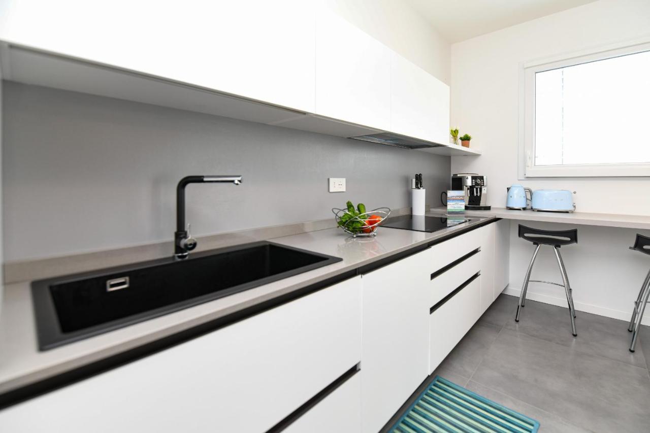 Villette Dolci Luxury Homes Πεσκιέρα ντελ Γκάρντα Εξωτερικό φωτογραφία