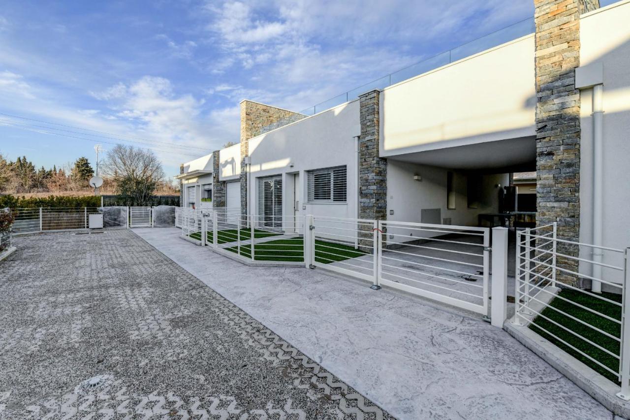 Villette Dolci Luxury Homes Πεσκιέρα ντελ Γκάρντα Εξωτερικό φωτογραφία